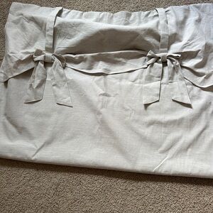 Elegant Gray Curtain with Bow Accents